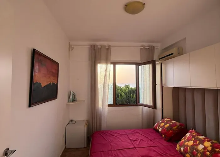 Seaview Golemi Apartment *